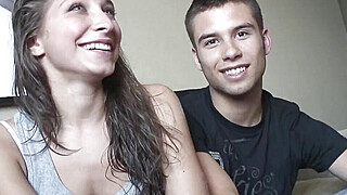 PUTA LOCURA Amateur Teen Couple with Stuninng blue Porn Video