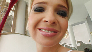 Milf Thing Short haired MILF crazy for hot hard sex Porn Video