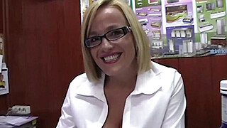 LECHE 69 The naive secretary Porn Video