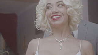 Marilyn Monroe Serves Her Country for President Obama Porn Video