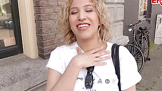 Holländerin als Touristin in Deutschland abgeschleppt und Ohne Kondom gefickt Porn Video